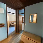 Haus Im Gruenen Apartment