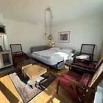 Haus Im Gruenen Lejlighed *