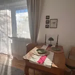 Haus Im Gruenen Apartment *