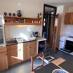Haus Im Gruenen Apartment