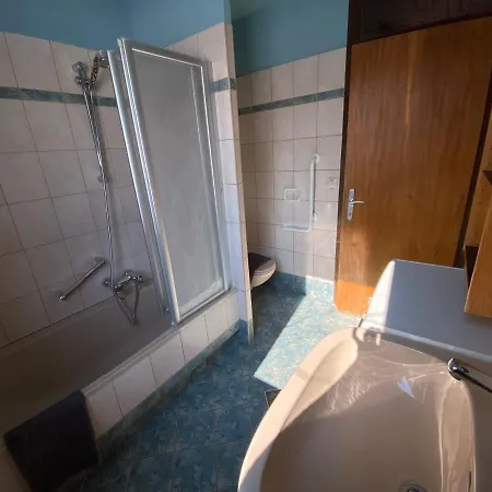 Haus Im Gruenen 아파트