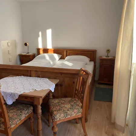 Haus Im Gruenen * 살펠덴암스타이너르넨미어