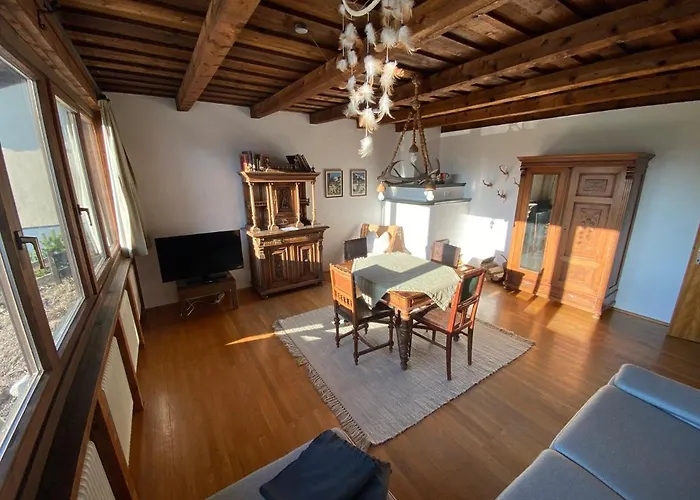 Haus Im Gruenen Apartman